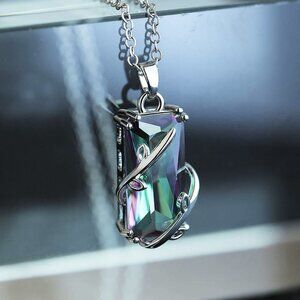 🎀Rectangle Cubic Zircon Leaf Vines Twining Delicate Colorful Necklace,EVGG1008